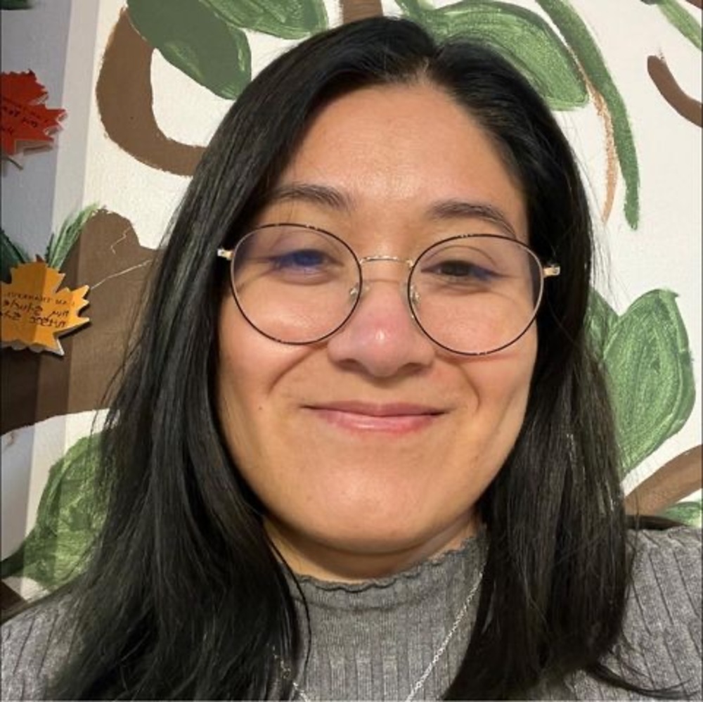 Meet your Posher, Alexis